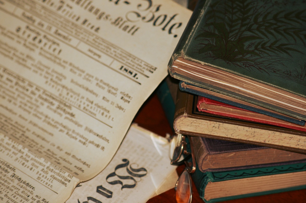 news newspaper old newspaper 5487368